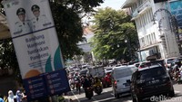 Di antaranya Jalan Raya Diponegoro, Jalan Ir H Djuanda, Jalan LRE Martadinata, Jalan Merdeka, Jalan Asia Afrika hingga Jalan Braga.