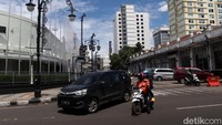 Kendaraan wisatawan ini mengarah ke sejumlah titik wisata di Kota Bandung, seperti di Kawasan Asia Afrika, Alun-alun Bandung dan Braga.