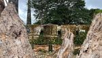 Melihat Sisa-sisa Pabrik Keramik Pertama di Belitung