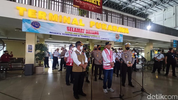 menteri perhubungan di Terminal Bungurasih