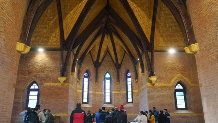Pertama Dalam 30 Tahun, Gereja St Luke di Kashmir Adakan Misa Natal
