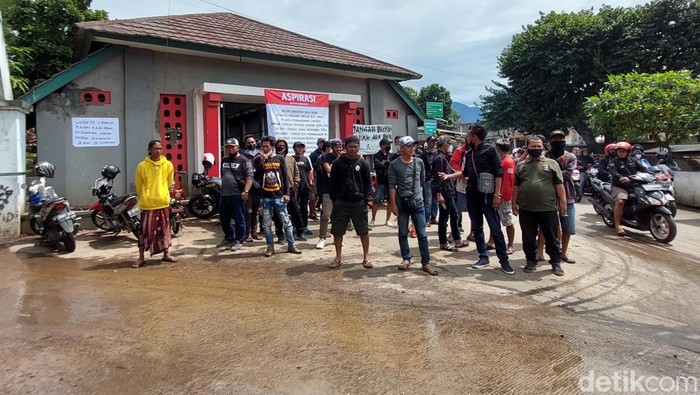 PHL pikul jenazah di TPU Cikadut menolak pemutusan kontrak tahun depan