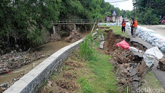 plengesengan ambrol di ponorogo