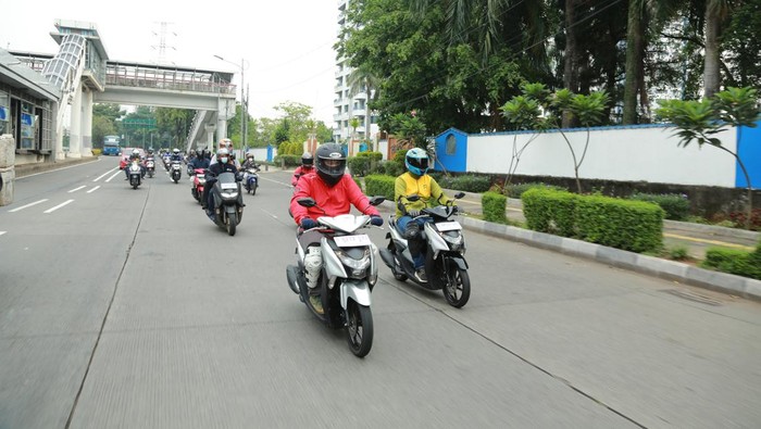 Tips Biar Fokus Naik Motor saat Puasa, Perhatikan Pola Makan pas Sahur