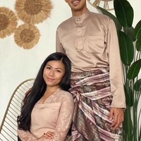 Shahdan Sulaiman adalah gelandang Singapura yang cukup berperan dalam pertarungan sengit semalam. Pria 33 tahun itu juga telah menikah dengan wanita bernama Suzielya. Mereka sudah memiliki dua orang putra.Foto: Instagram