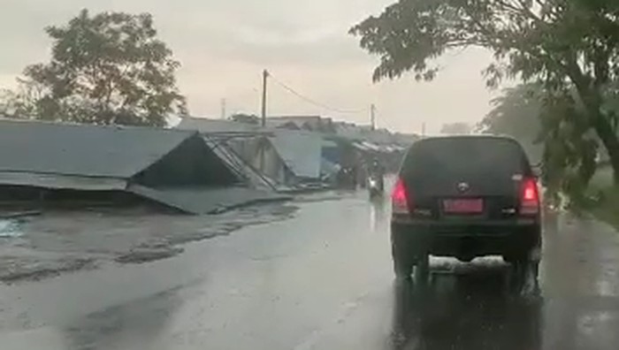 angin kencang di bangkalan