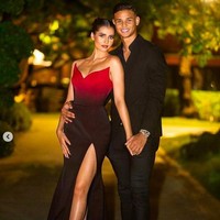 Meski menyandang gelar ratu kecantikan, ia tak lupa dengan pendidikan. Ia diketahui menempuh pendidikan public relations dan advertising di Universitas Stamford International, Bangkok. (Foto: Instagram/@porxild)