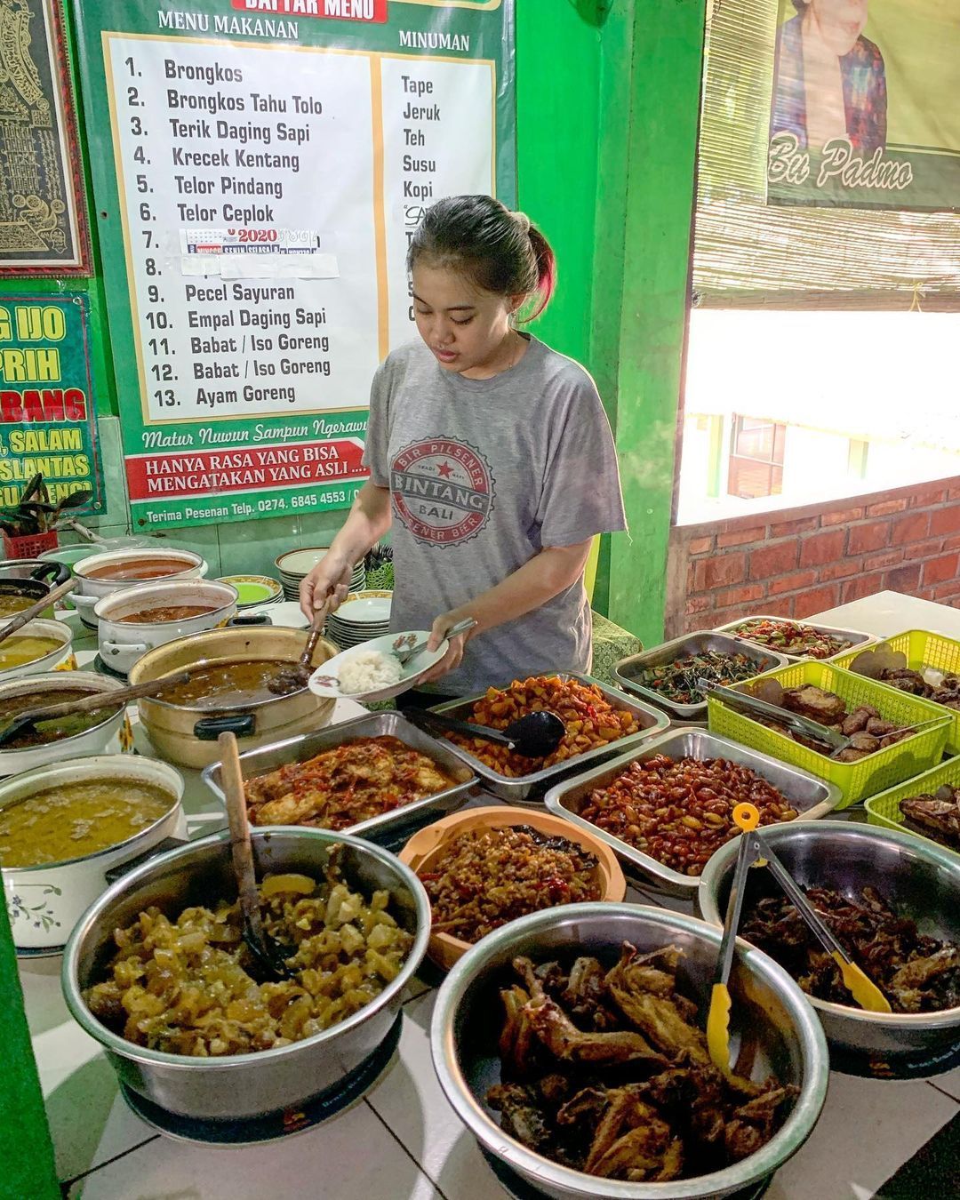 Liburan di Yogyakarta? 5 Warung Brongkos Legendaris  Ini Wajib Disinggahi