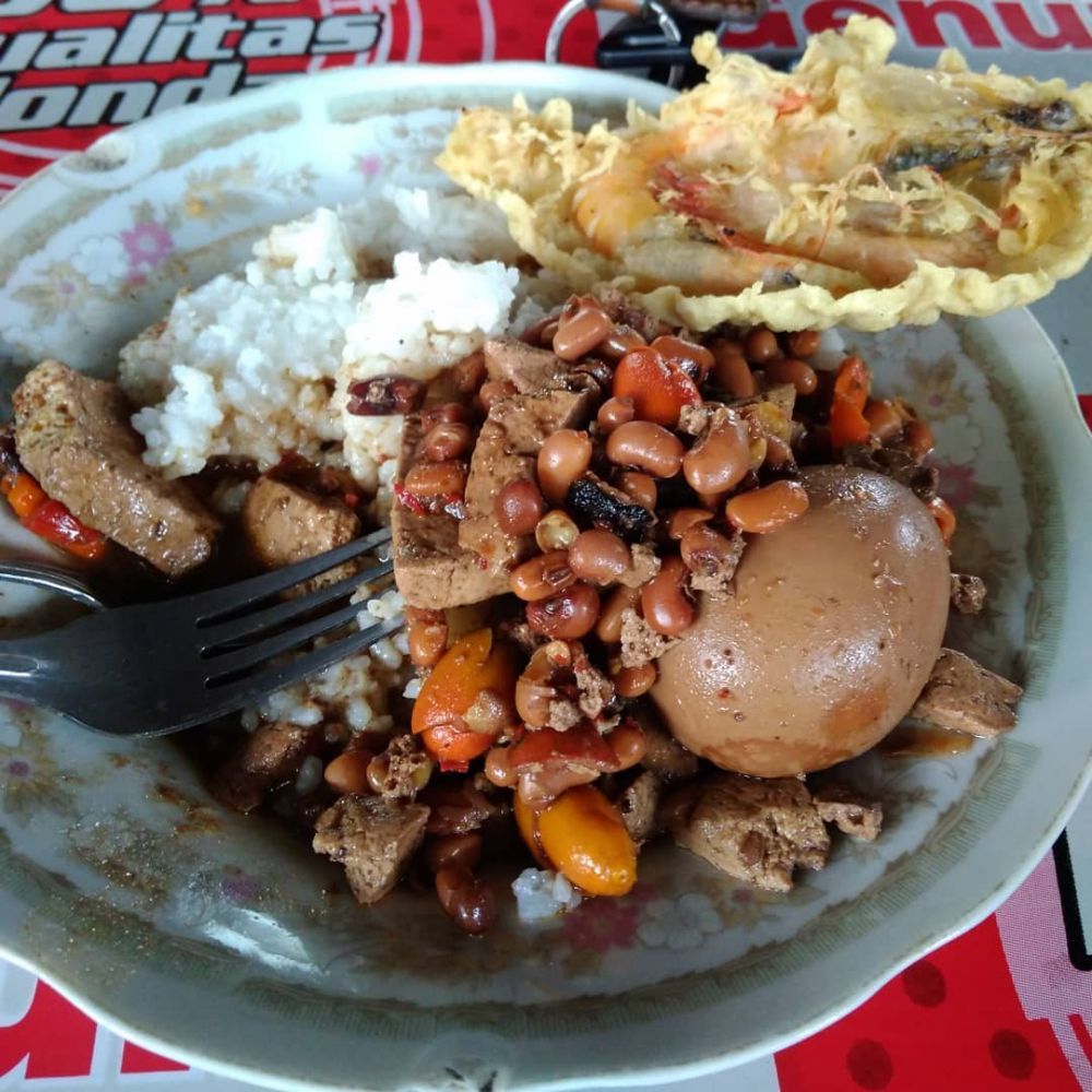 Liburan di Yogyakarta? 5 Warung Brongkos Legendaris  Ini Wajib Disinggahi