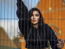 8 Hasil Foto Editan Gagal di Medsos Ini Bikin Nyengir, Kurang Mulus!