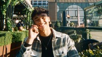 Ikhsan Fandi merupakan anak kedua dari legenda sepak bola singapura bernama Fandi Ahmad. Dan ayahnya tersebut memiliki darah Indonesia yang berasal dari kakeknya. Foto: Instagram @ikhsanfandi
