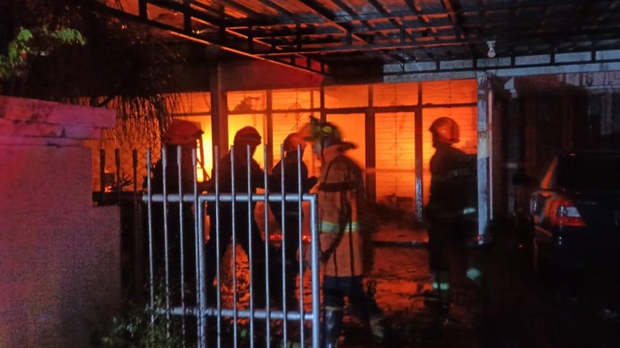 Kebakaran rumah di Bandung.