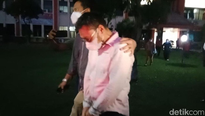 Konferensi Pers Kasus Pemukulan Kepada Remaja Oleh Eks Satgas PDIP