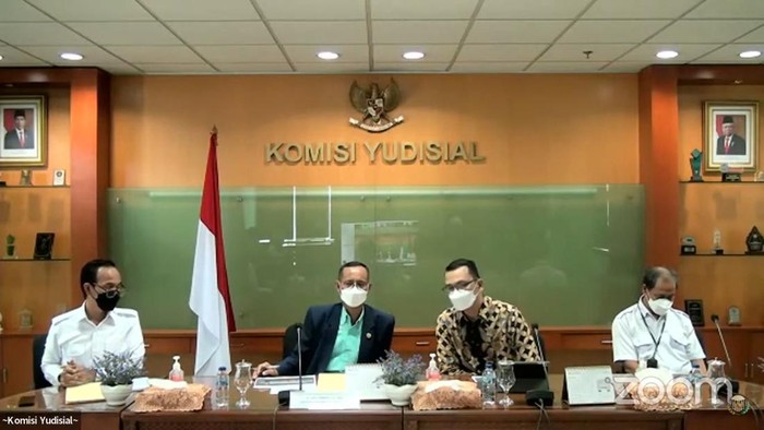 Konferensi Pers Komisi Yudisial