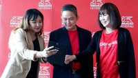 Melalui teknologi dengan konsep high tech dan high touch, Generali terus berinovasi untuk mendukung aktivitas agen untuk meningkatkan aksesibilitas, proses yang simpel dan cepat, yang menjadi preferensi nasabah saat ini.