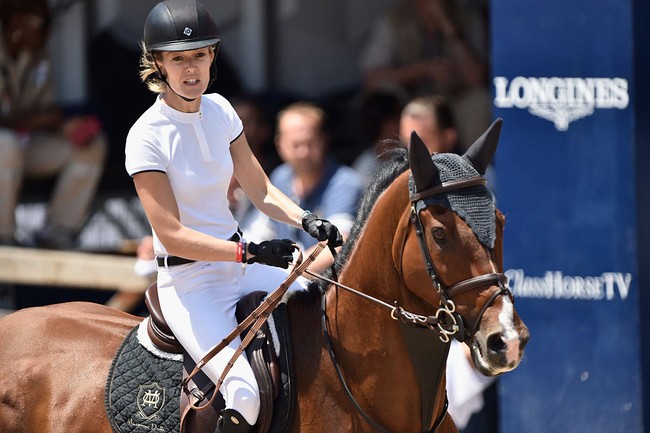 Dalam sebuah wawancara, Marta Ortega mengaku pertamakali jatuh cinta dengan fashion saat usia remaja ketika dia melihat behind the scene pemotretan Zara bersama Kate Moss di Barcelona. Setelah lulus dari jurusan manajemen bisnis, dia memulai kariernya dari bawah dengan bekerja sebagai asisten penjaga toko.  Foto: Getty Images