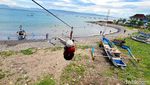 Memacu Adrenalin Naik Flying Fox di Pantai Cikembang Sukabumi