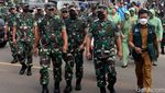 Momen Jenderal Dudung Ziarah dan Kunjungi Keluarga Handi-Salsa