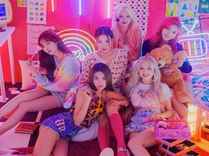 9 Fakta Girlband Momoland, Kasus Fans Masturbasi Hingga Pernah ke Indonesia