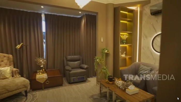 Rumah Mewah Aswin Yanuar Rumah Mewah Aswin Yanuar