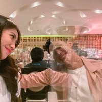 Shanju dan Jojo, sapaan akrab Jonatan Christie mulai memperlihatkan hubungan mereka di publik pada Natal 2020. Inilah foto perdana Jojo di Instagram Shanju dengan caption manis: All I want for Christmas is …”Foto: dok. Instagram/@shanju