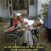 Dalam wawancara dengan Tangy Tales, kembar demepet ini mengaku menyadari mereka sering jadi pusat perhatian. Sohan dan Mohna pun tak mempermasalahkan jika orang-orang ingin foto bersama. Tapi keduanya mengatakan tidak mau bahkan tidak suka dikasihani mereka. Harunsya mereka terinspirasi dari kami bukan menanyakan pertanyaan yang itu-itu saja, tutur mereka.Foto: Dok. YouTube Tangy Tales