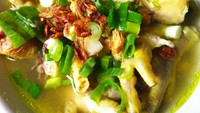 Di Jagakarsa, Jakarta Selatan juga ada rumah makan soto ceker enak. Namanya Rumah Makan Soto Ceker Wates. Tempat makannya cukup luas dan menyajikan beragam macam menu dan yang paling andalan adalah soto ceker. Foto: Google Review/Ali Ariyanto