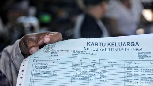 Syarat membuat Kartu Keluarga penting diketahui bagi kamu yang hendak menambah atau mengurangi jumlah anggota keluarga.