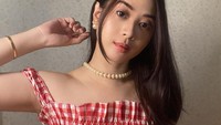 Aurel Valen sempat ikut beberapa ajang pencarian model majalah. (Foto: dok. Instagram @aurelvalen) 