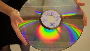 Laserdisk memberikan kualitas gambar yang ciamik. Foto: Insider  