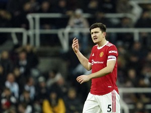 MU Diredam Newcastle, Maguire: Mau Latihan tapi Lapangannya Ditutup, Sih...
