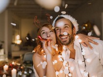 Bukan Terompet! Ini 10 Aktivitas Seru Ala Gen Z Rayakan Malam Tahun Baru 2026