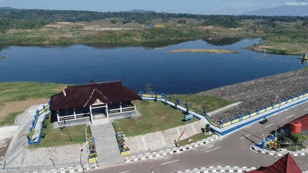 Jalan Tol-Sirkuit, Ini Deretan Infrastruktur yang Diresmikan Jokowi Sepanjang 2021