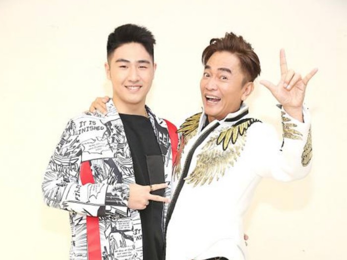 Jacky Wu dan putranya.