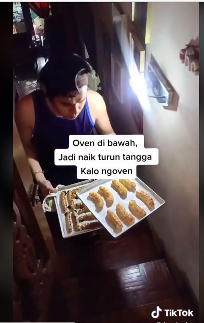 Kisah Perjuangan Penjual Roti, Tak Punya Oven Hingga Raih Omzet Tinggi