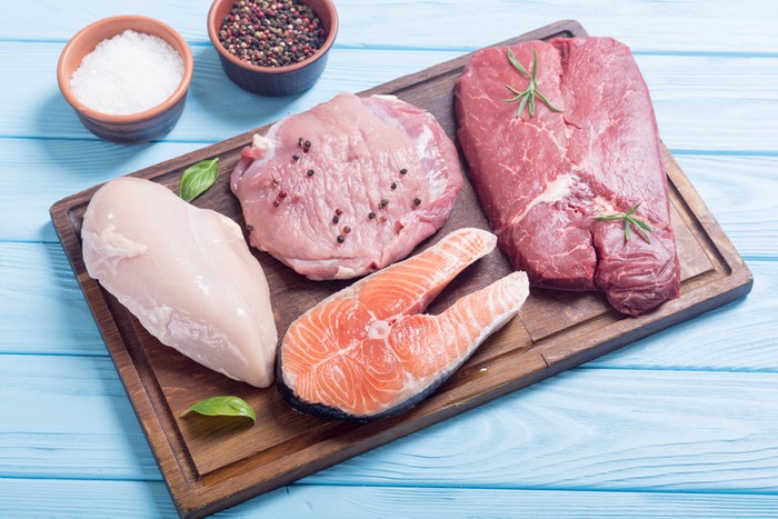 Makan daging dan seafood bersamaan Apa Benar Nabi Muhammad SAW Melarang Makan Daging Hewan Darat dan Laut Bersamaan?