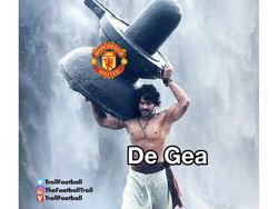 Kewalahan Lawan Newcastle, MU dan Rangnick Disindir Netizen