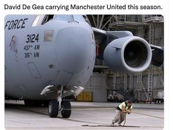 Kewalahan Lawan Newcastle, MU dan Rangnick Disindir Netizen