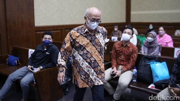 Pengusaha Kiagus Dituntut 5 Tahun Bui soal Agen Asuransi Fiktif