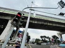 Dugaan Ulah Pak Ogah di Balik Sabotase Lampu Lalin di Cawang