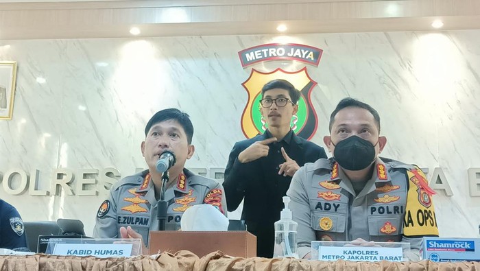 Polisi merilis kasus dugaan penganiayaan driver Grab kepada penumpang wanita