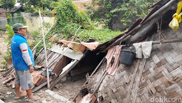 Rumah warga tidak layak huni di Brebes