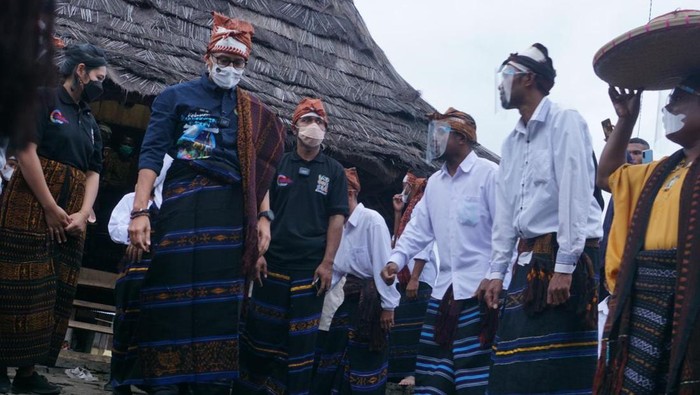 Sandiaga di Desa Wisata Detusoko, Ende, NTT.