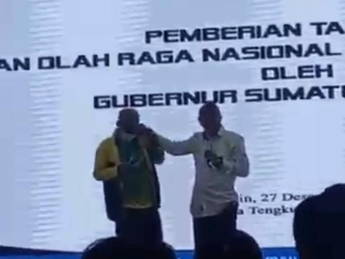 Screenshot video viral Edy jewer pelatih biliar (dok. Istimewa)