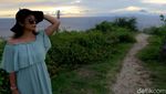 Berburu Senja di Pantai Senggigi dan Bukit Malimbu