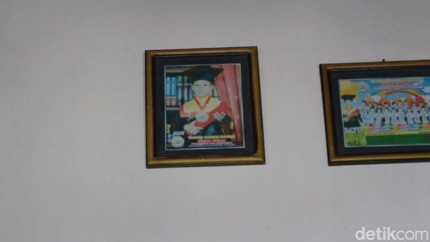 siswa sd di jombang meninggal usai divaksinasi siswa sd di jombang meninggal usai divaksinasi