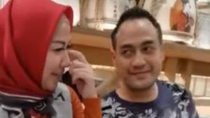 Momen Romantis Venna Melinda Dilamar Ferry Irawan
