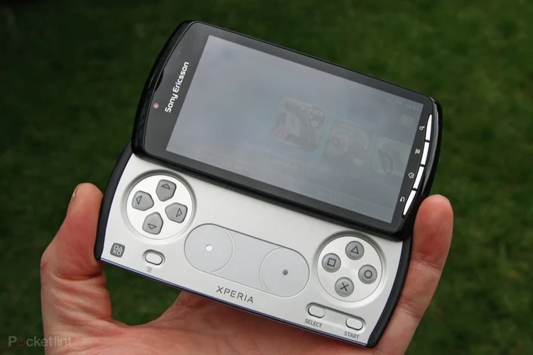 Xperia Play Xperia Play