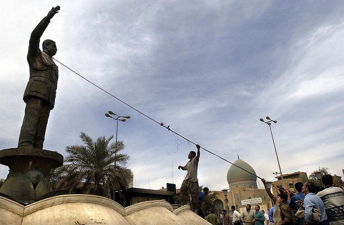 BAGHDAD, IRAQ - JUNE 14:  A huge unfinished mosque that was begun by the Saddam Hussein government amidst empty streets June 14, 2007 in Baghdad, Iraq.  Baghdad is under a total vehicle curfew in the aftermath of the Samarra mosque bombing of June 13.  (Photo by Chris Hondros/Getty Images)
