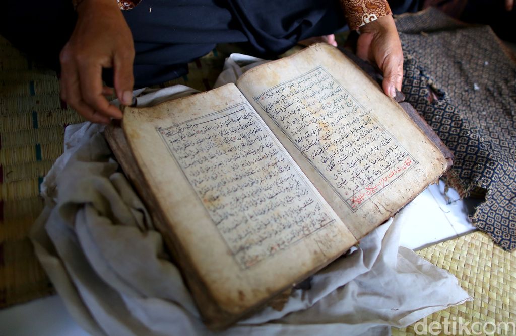 Alquran dan Benda Pusaka di Desa Tetebatu Lombok
